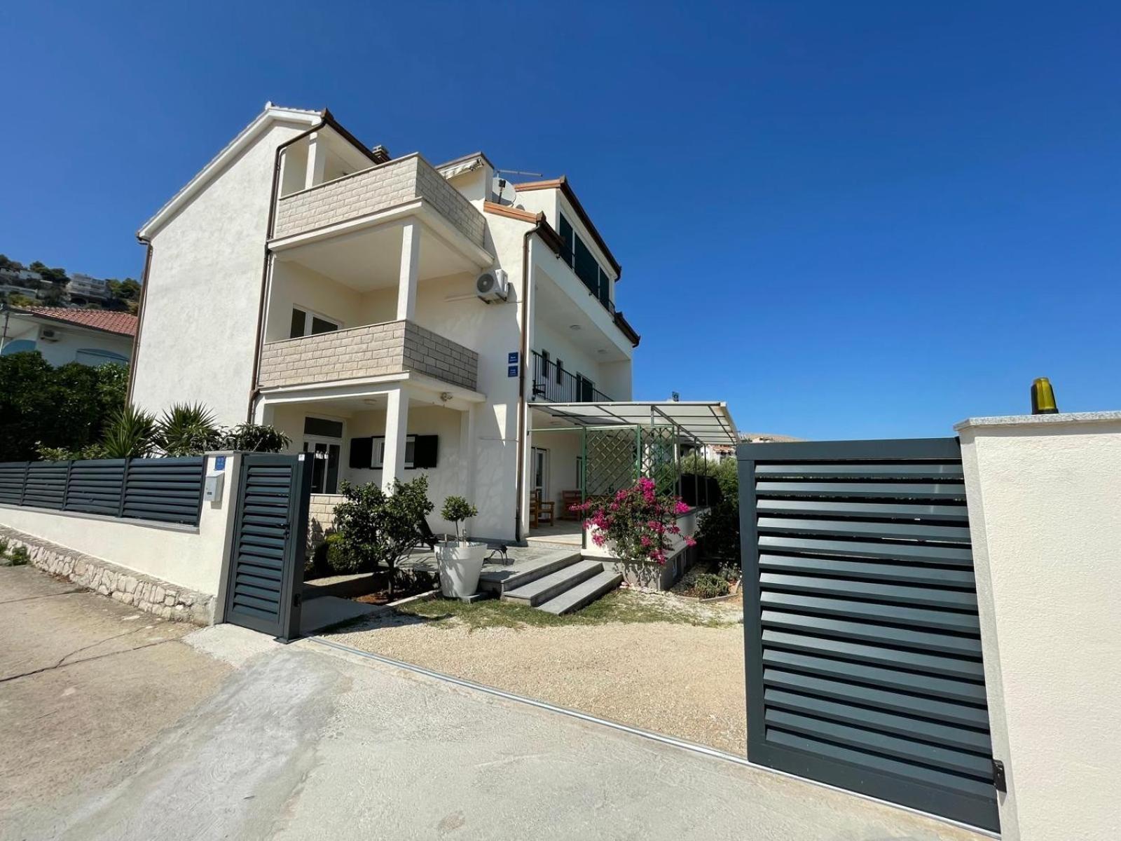 Holiday Home Sisko Τρογκίρ Εξωτερικό φωτογραφία